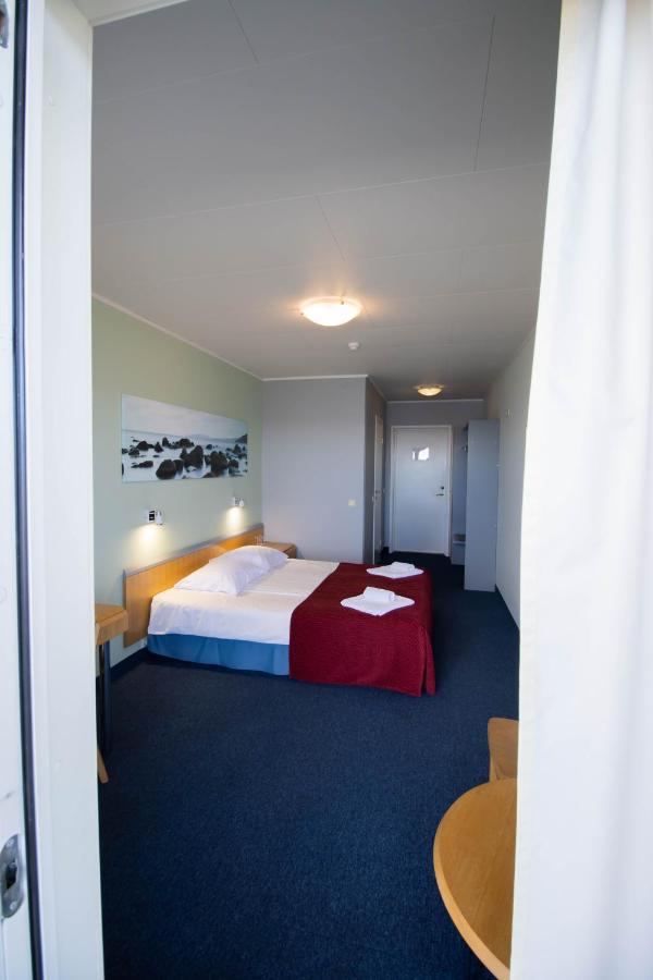 Hotel Promenaadi Haapsalu Buitenkant foto