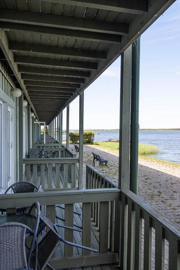 Hotel Promenaadi Haapsalu Buitenkant foto