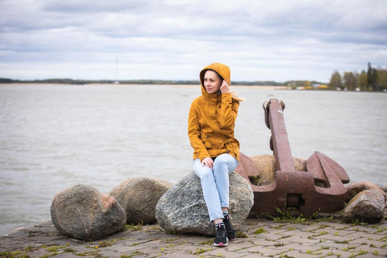 Hotel Promenaadi Haapsalu Buitenkant foto