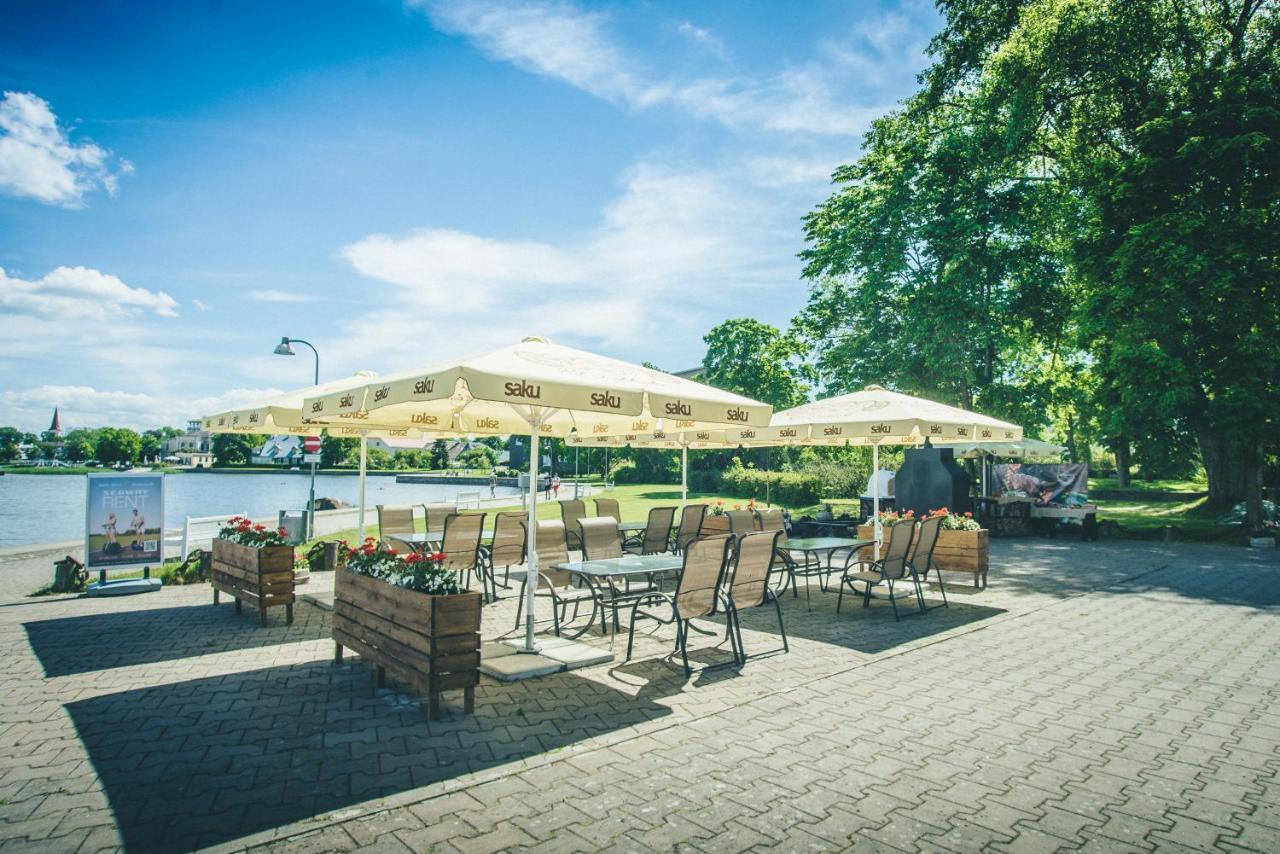 Hotel Promenaadi Haapsalu Buitenkant foto